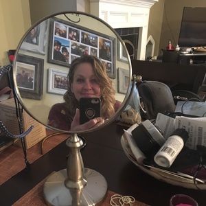 Meet your Posher, Dawn